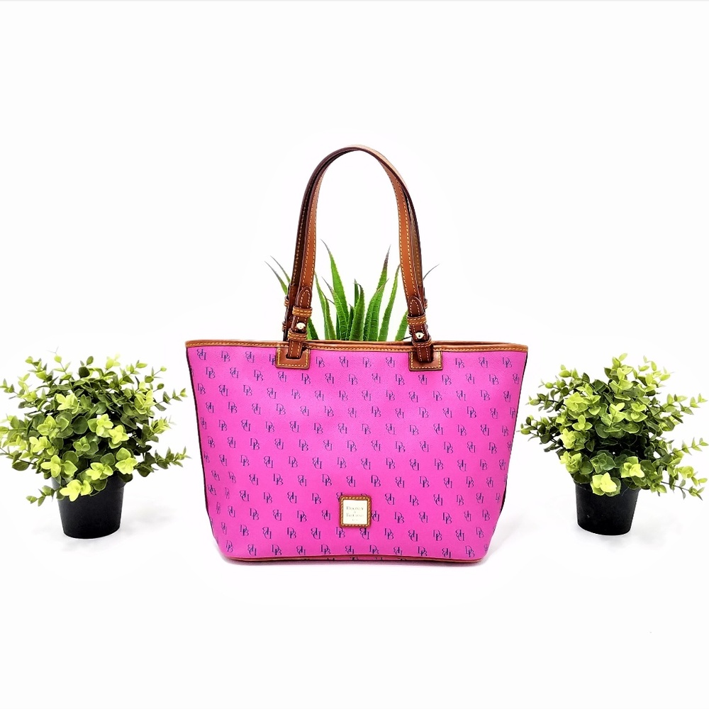 Dooney & Bourke Large Tote